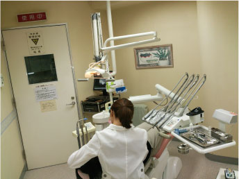 菱田歯科医院：診療風景