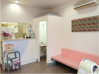 菱田歯科医院：受付1