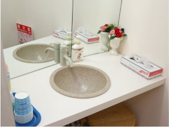 菱田歯科医院：受付2